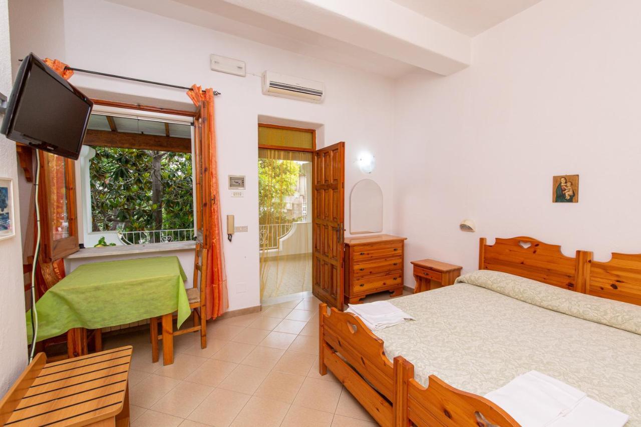 Residence Villa Tina Forio di Ischia Esterno foto